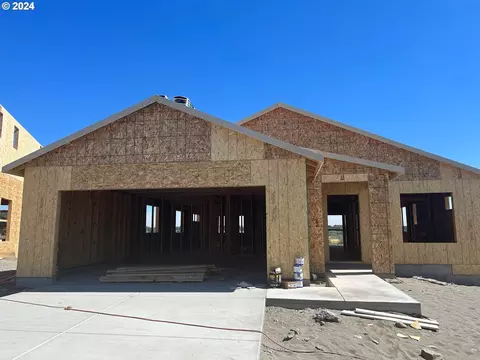 1716 NE 8th Pl, Hermiston, OR 97838