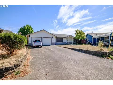 522 36th Ct, Albany, OR 97322