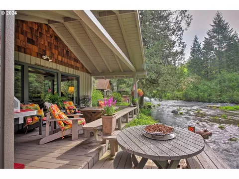 57096 N Bank Rd #1, Mckenzie Bridge, OR 97413