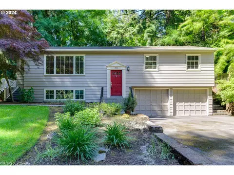 820 SW Burlingame Ter, Portland, OR 97239