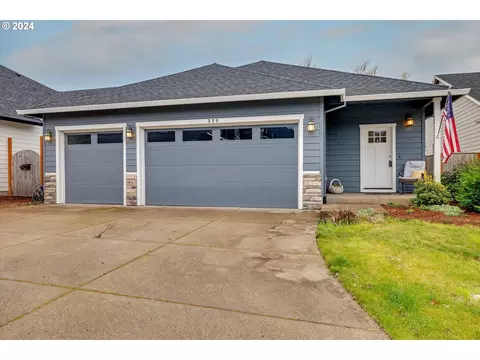 328 E Chandler Dr, Newberg, OR 97132