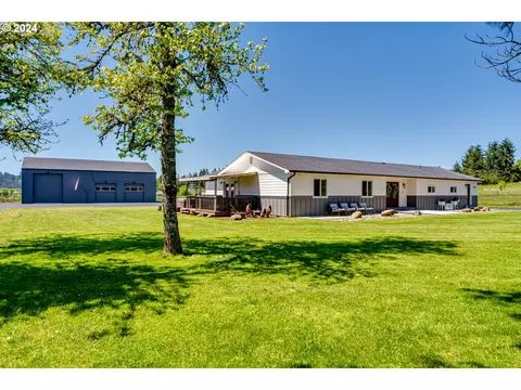 87026 Dukhobar Rd, Eugene, OR 97402
