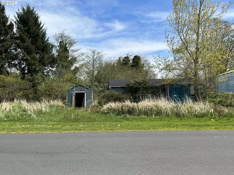 76 NE Heron Ave, Warrenton, OR 97146