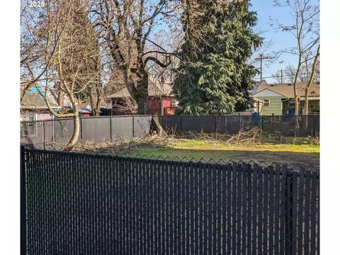 7428 N St Louis Ave, Portland, OR 97203