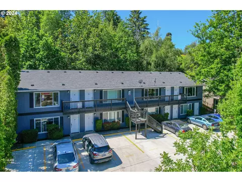 5550 SW Beaverton Hillsdale Hwy, Portland, OR 97221