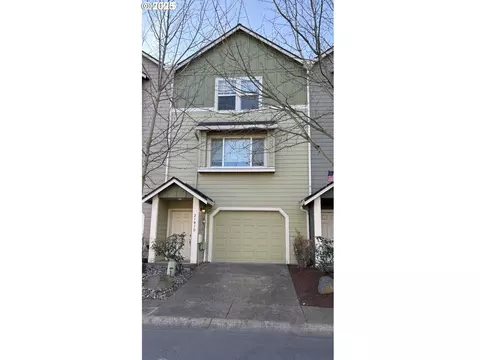 21910 NE Heartwood Cir, Fairview, OR 97024