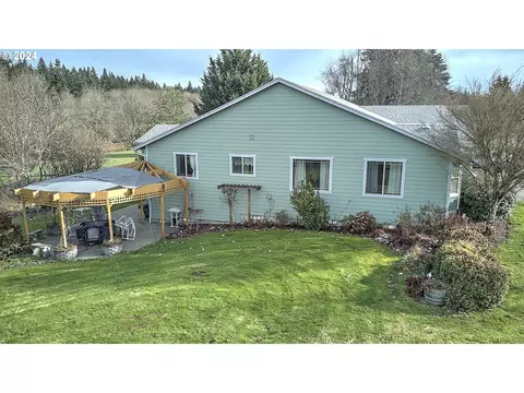 Exterior - 26402 SE 5th St, Camas, WA 98607 photo 3 of 4