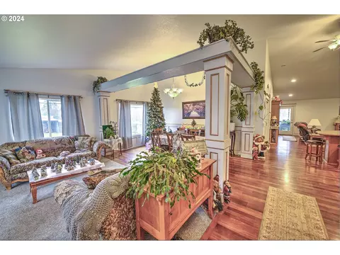 Other - 26402 SE 5th St, Camas, WA 98607 photo 5 of 10
