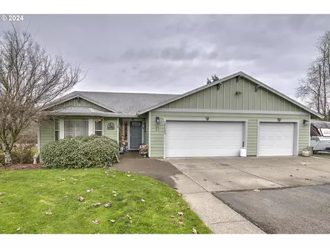 Exterior - 26402 SE 5th St, Camas, WA 98607 photo 2 of 4