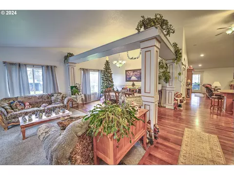 Other - 26402 SE 5th St, Camas, WA 98607 photo 6 of 10