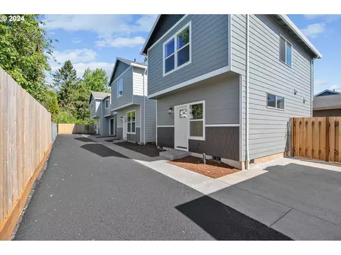 4234 SE 79th Ave, Portland, OR 97206