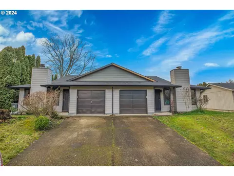 1925 NE Darby St, Hillsboro, OR 97124