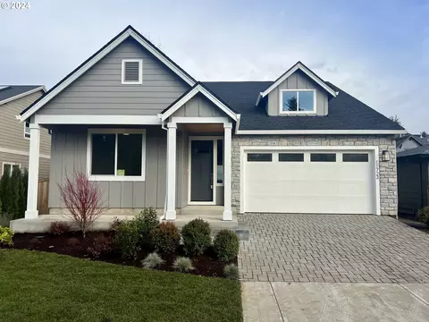 11723 Longstanding Ct, Oregon City, OR 97045