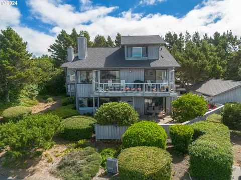 4175 N Highway 101 #J3, Depoe Bay, OR 97341