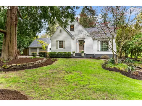 6434 SW Vermont St, Portland, OR 97219