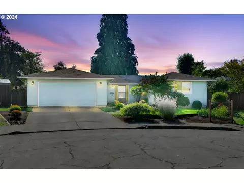 5215 G St, Springfield, OR 97478