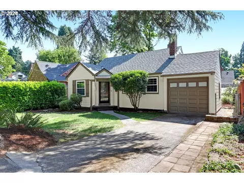 5812 SE 22nd Ave, Portland, OR 97202