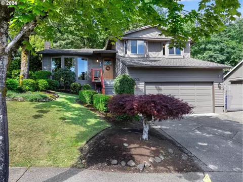 1303 SW Linneman Ave, Gresham, OR 97080