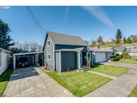205 S 9th Ave, Kelso, WA 98626