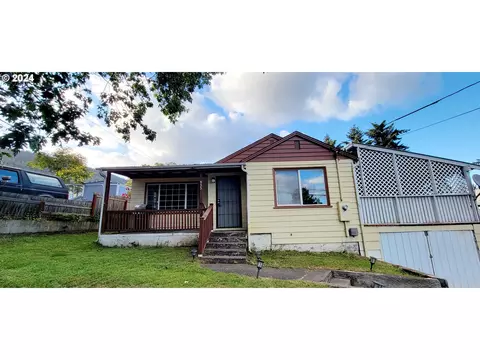 955 NE Madrona Dr, Myrtle Creek, OR 97457