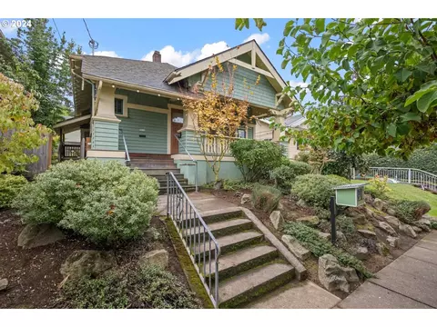 3530 SE Clinton St, Portland, OR 97202
