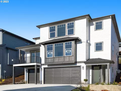 15571 SE Flavel St, Portland, OR 97236
