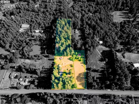 39740 Lacomb Dr, Lebanon, OR 97355