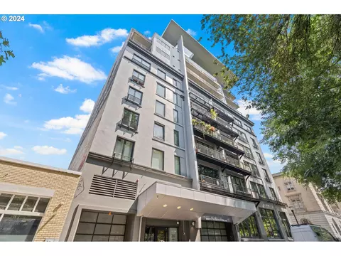 300 NW 8th Ave #407, Portland, OR 97209