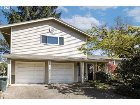 1374 SE 52nd Ave, Hillsboro, OR 97123