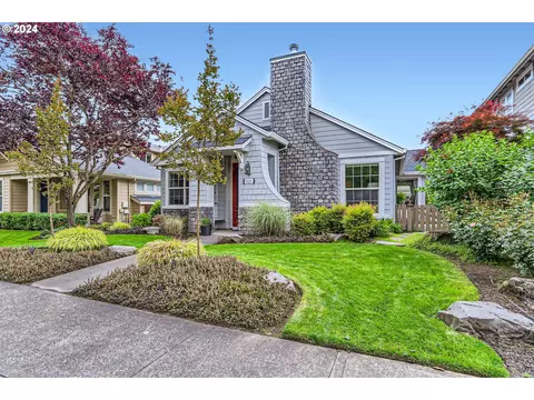 1826 NE 61st Pl, Hillsboro, OR 97124