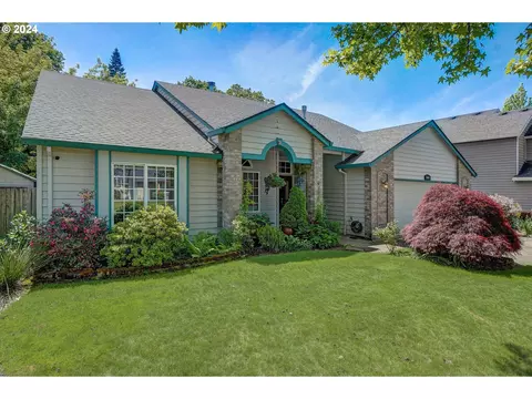 6310 SE Virginia St, Hillsboro, OR 97123