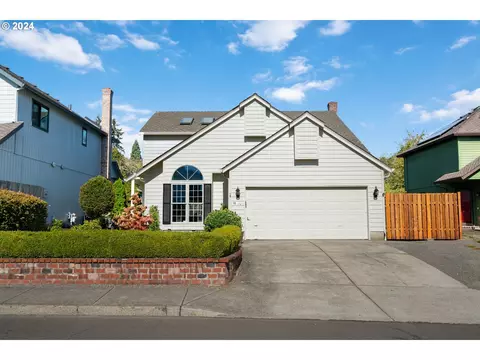 9047 SW Reiling St, Tigard, OR 97224