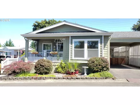21100 NE Sandy Blvd #111, Fairview, OR 97024