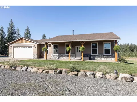 38570 SE Porter Rd, Estacada, OR 97023
