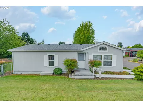 655 NE Burnett Rd #7, Mcminnville, OR 97128