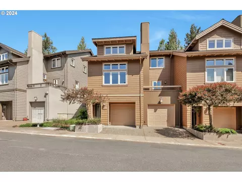 10215 NW Village Heights Dr, Portland, OR 97229