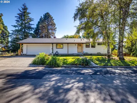 12220 SW Summer St, Portland, OR 97223