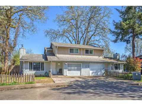 24956 Oregon Cir, Veneta, OR 97487