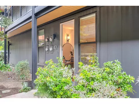 668 Mcvey Ave # 42, Lake Oswego, OR 97034