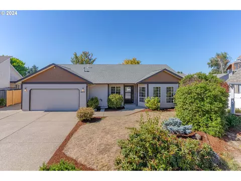 4475 Great Plains Dr NE, Salem, OR 97305