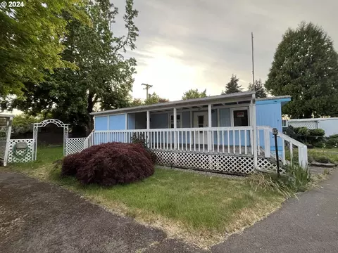 3950 Coburg Rd #11, Eugene, OR 97401