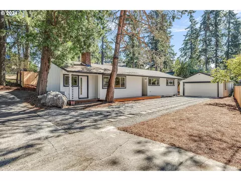 4710 SE Hill Rd, Milwaukie, OR 97267