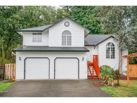 14501 NW 2nd Ct, Vancouver, WA 98685