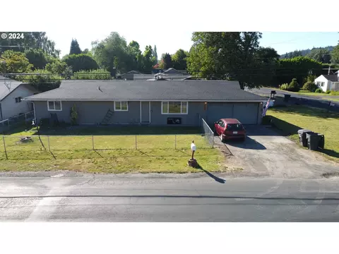 2661 32nd Ave, Longview, WA 98632