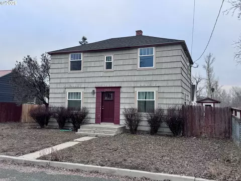 1130 Dewey Ave, Baker City, OR 97814