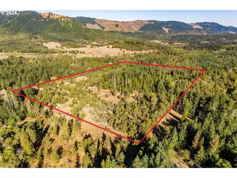 0 Impossible Ln, Roseburg, OR 97471