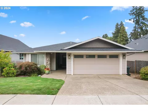 1101 Jaysie Dr, Silverton, OR 97381