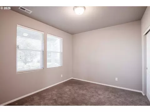 Bedroom - 2952 Shelby Way, Eugene, OR 97404 photo 1 of 2
