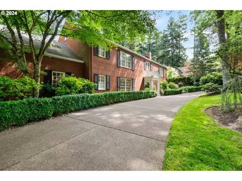 3131 Westview Ct, Lake Oswego, OR 97034