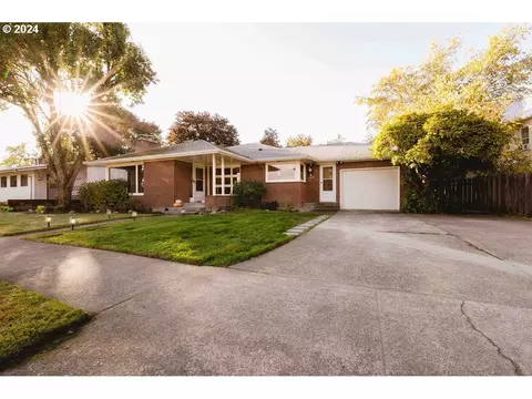 747 Goerig St, Woodland, WA 98674